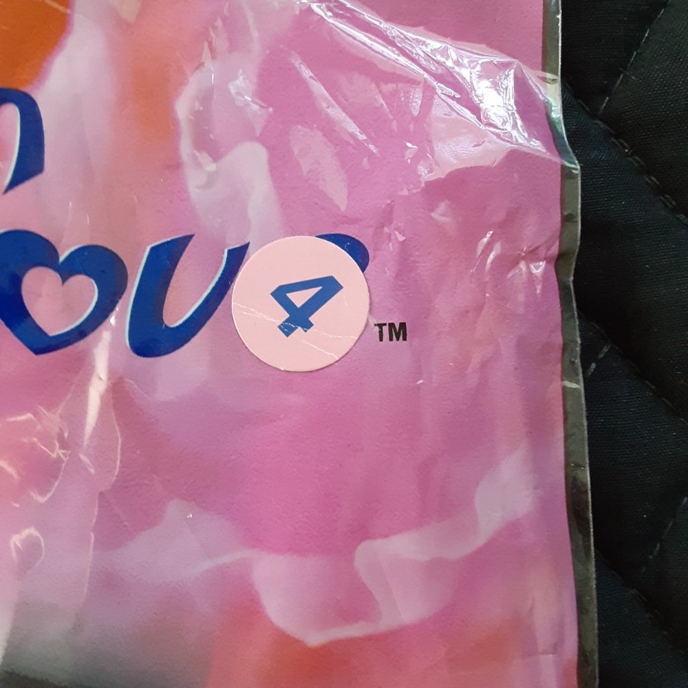 Funny Dog Shirt Property Settlement Size 4 Puppe Love NEW - Picture 6 of 8